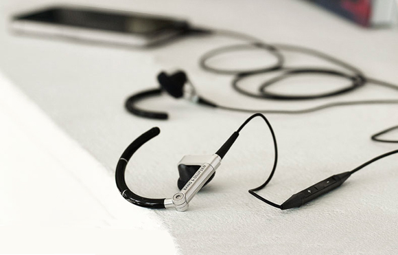 earset3i_06_2011