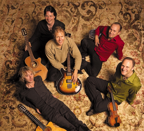 Sultans_of_String_promo_pic_3797e6e