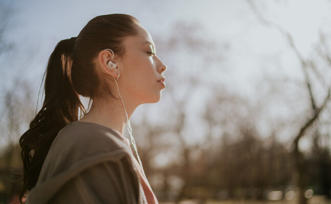 Meze Audio présente les écouteurs intra-auriculaires