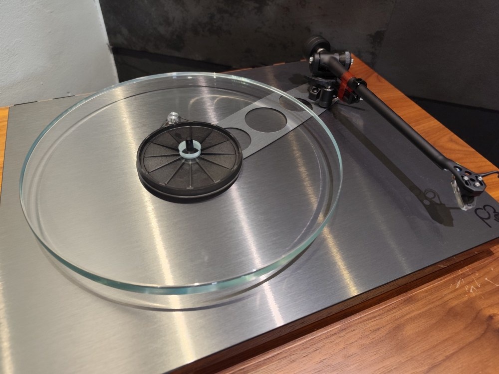 Rega Planar 3 RS EditionOST4