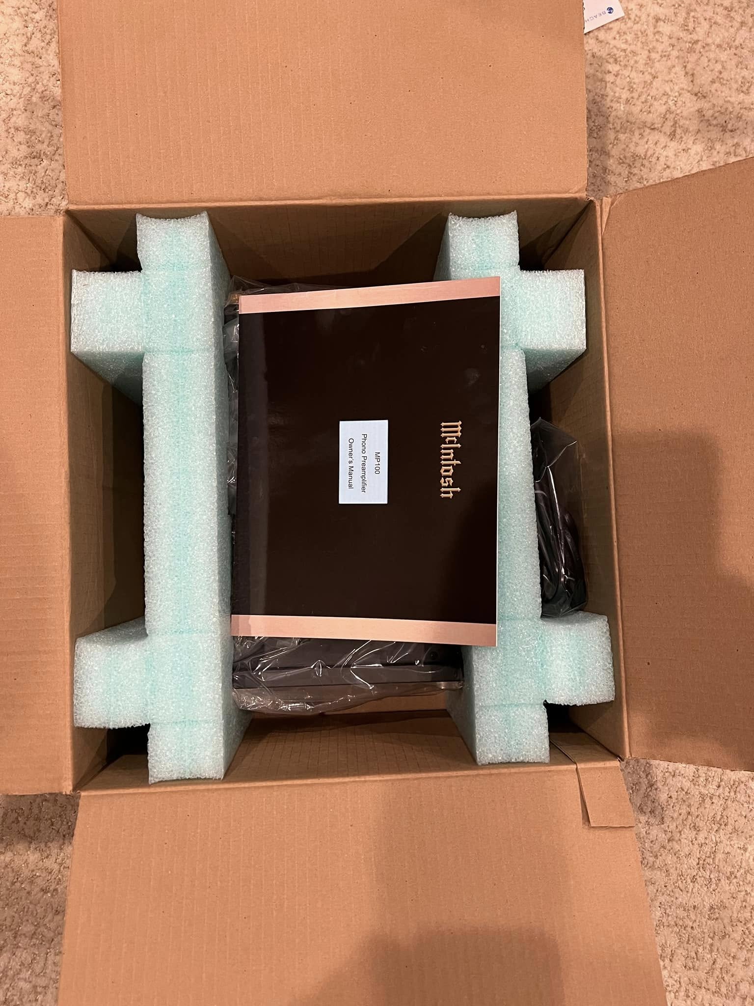 McIntosh MP100 005