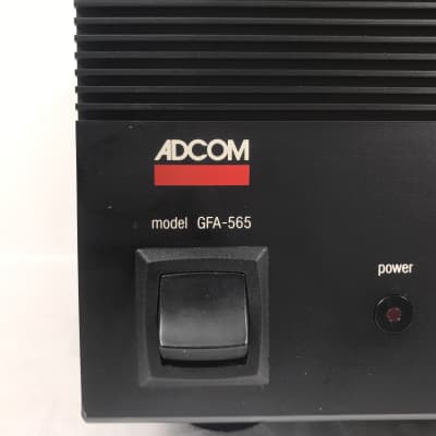 Ampli Adcom GFA 565