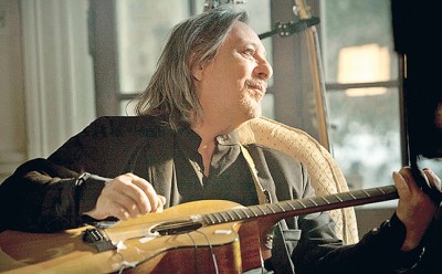 Lire la suite à propos de l’article <!--:fr-->Serge Fiori présente : Seule disponible sur 45 tours<!--:-->