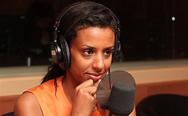Lire la suite à propos de l’article <!--:fr-->Foulez le tapis rouge de l’ADISQ avec Rebecca Makonnen <!--:-->