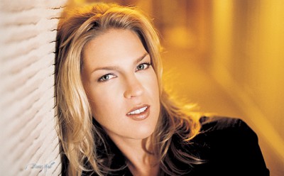 Lire la suite à propos de l’article <!--:fr-->Diana Krall de retour à Montréal le 29 mai 2015<!--:-->