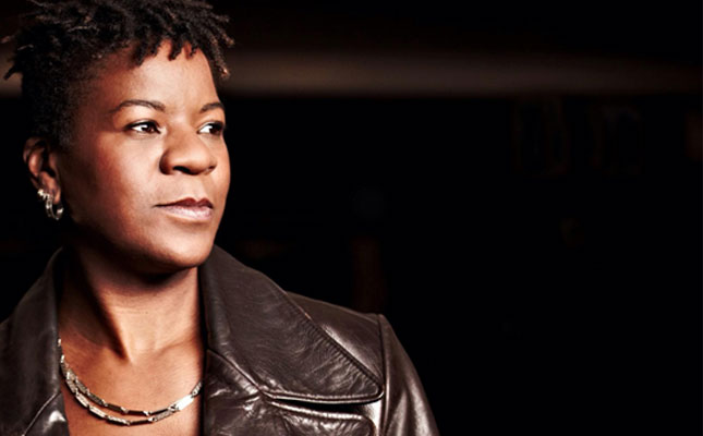 Lire la suite à propos de l’article Cécile Doo-Kingué – Anybody Listening Pt. 2: Dialogues