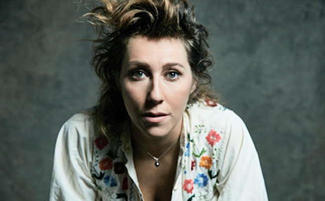 Lire la suite à propos de l’article Martha Wainwright présente Goodnight City