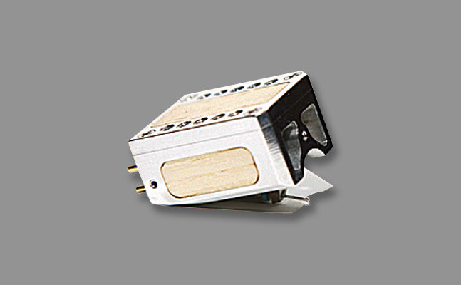 Lire la suite à propos de l’article Audio MusiKraft : cartouche phono (première partie)