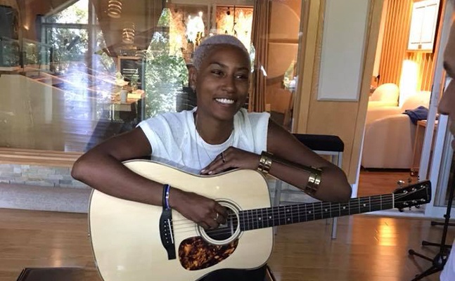 Lire la suite à propos de l’article DOMINIQUE FILS-AIMÉ: Stay Tuned ! Ensoul, 2019