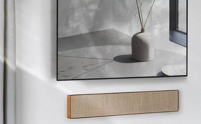 Lire la suite à propos de l’article Bang & Olufsen : une barre de son Beosound Stage