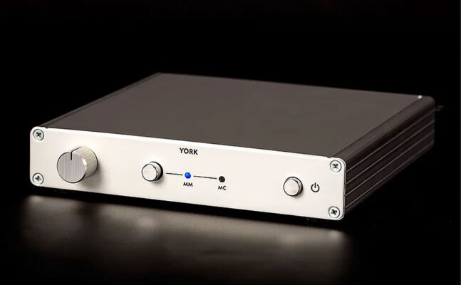 Lire la suite à propos de l’article Préamplificateur phono York de Six Acoustic
