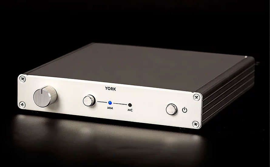 Lire la suite à propos de l’article Préamplificateur phono York de Six Acoustic