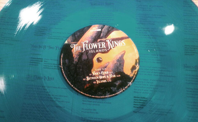 Lire la suite à propos de l’article THE FLOWER KINGS – Islands
