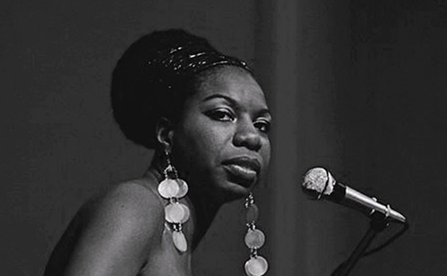 Lire la suite à propos de l’article Nina Simone – Sings the Blues
