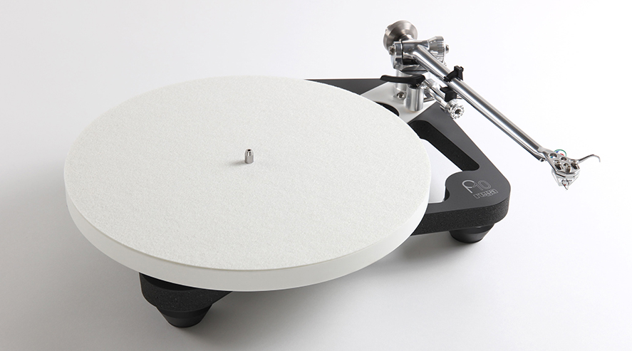 Lire la suite à propos de l’article Platine vinyle Planar 10 et cellule Apheta 3 de Rega