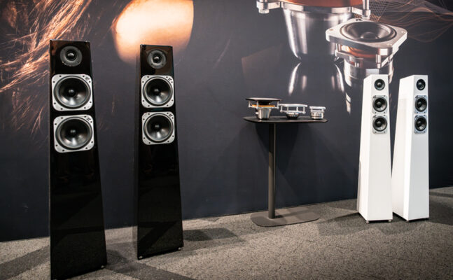 Lire la suite à propos de l’article Totem Acoustic présente la Tribe Tower Thunderbird