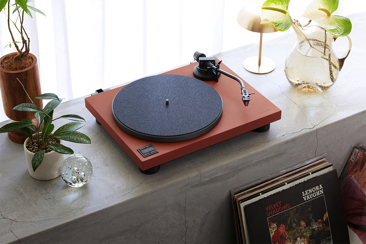 You are currently viewing Platine vinyle SL-50C de Technics